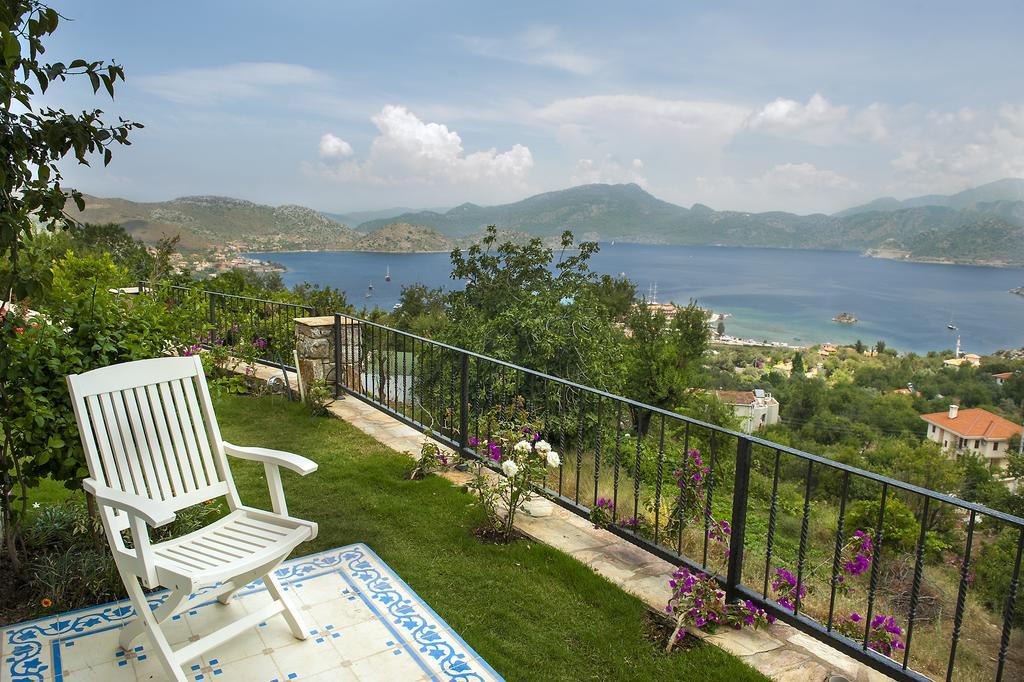 Swan Lake Hotel - Adult Only 셀리미예 외부 사진