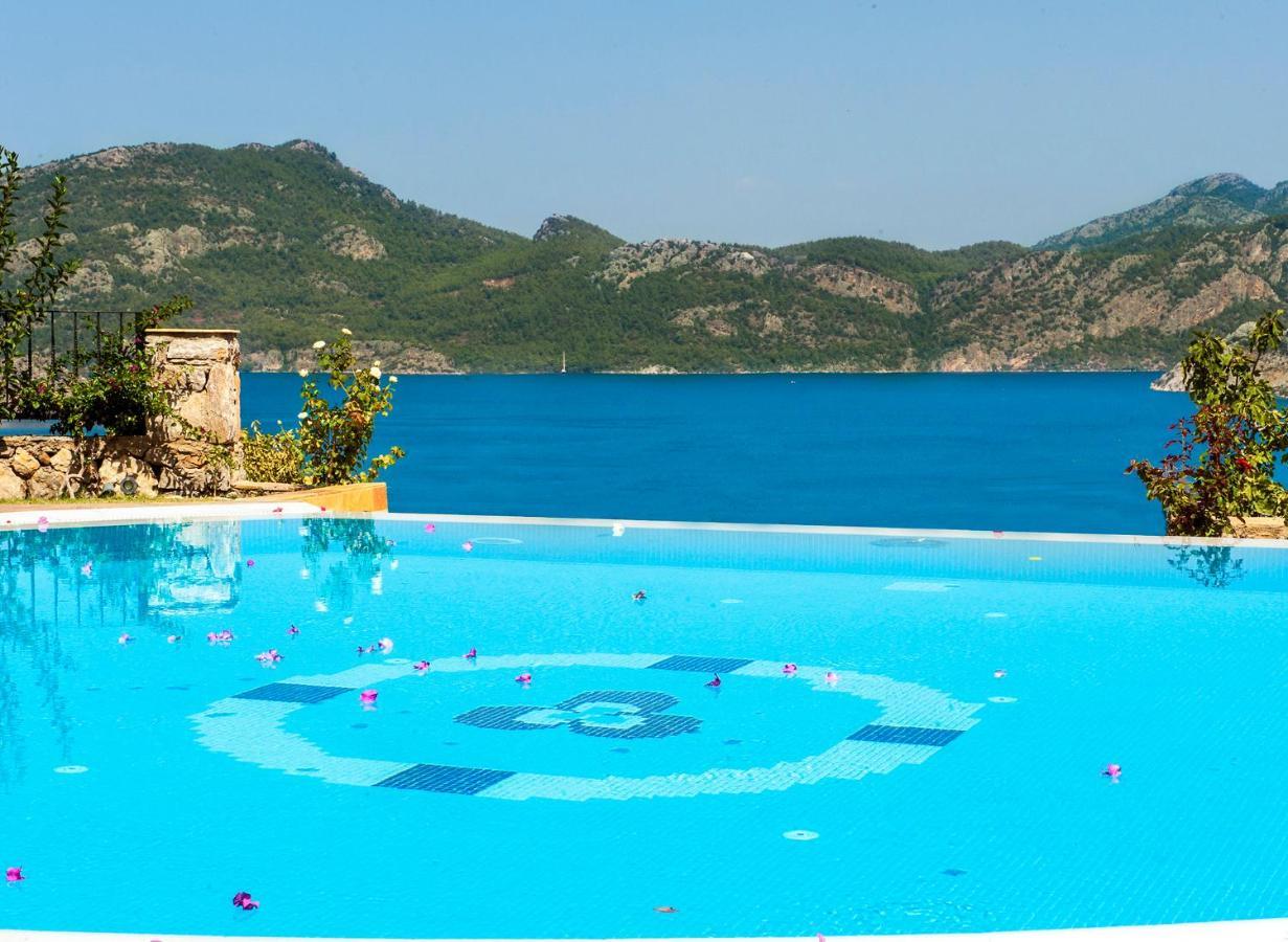 Swan Lake Hotel - Adult Only 셀리미예 외부 사진